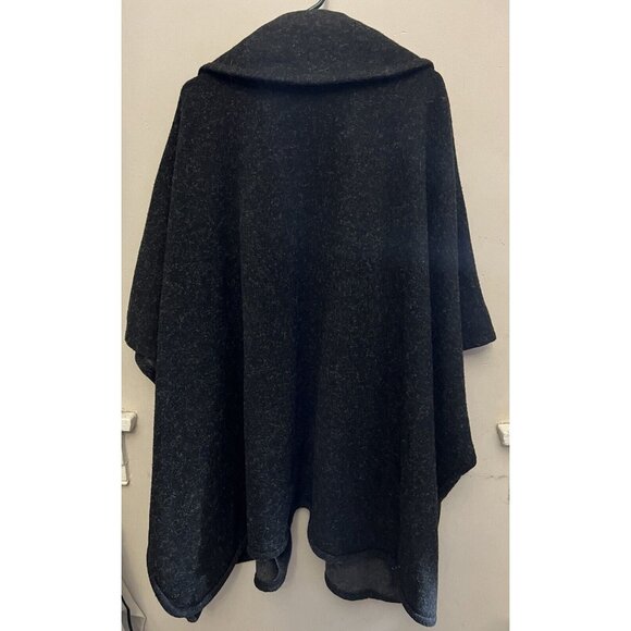 Free People Women’s One Size Black Grey Sleeveless Shoulder Cardigan Cape Boho - Picture 8 of 8